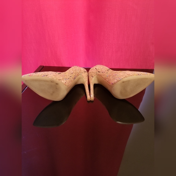 Corkscrew Pumps - Picture 3 of 8